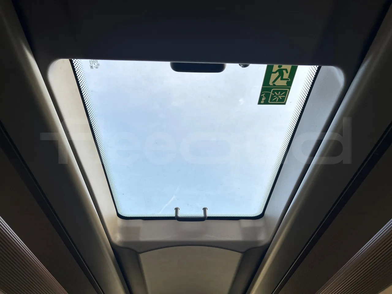 Iveco Magelys SFR2XX QC M8CN - Euro6 - 294Kw - 12,830mt - roof hatch 1