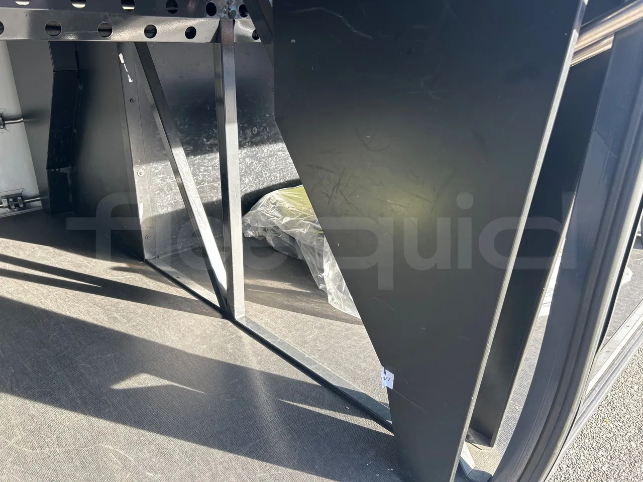 Iveco Magelys SFR2XX QC M8CN - Euro6 - 294Kw - 12,830mt - internal frame rust check