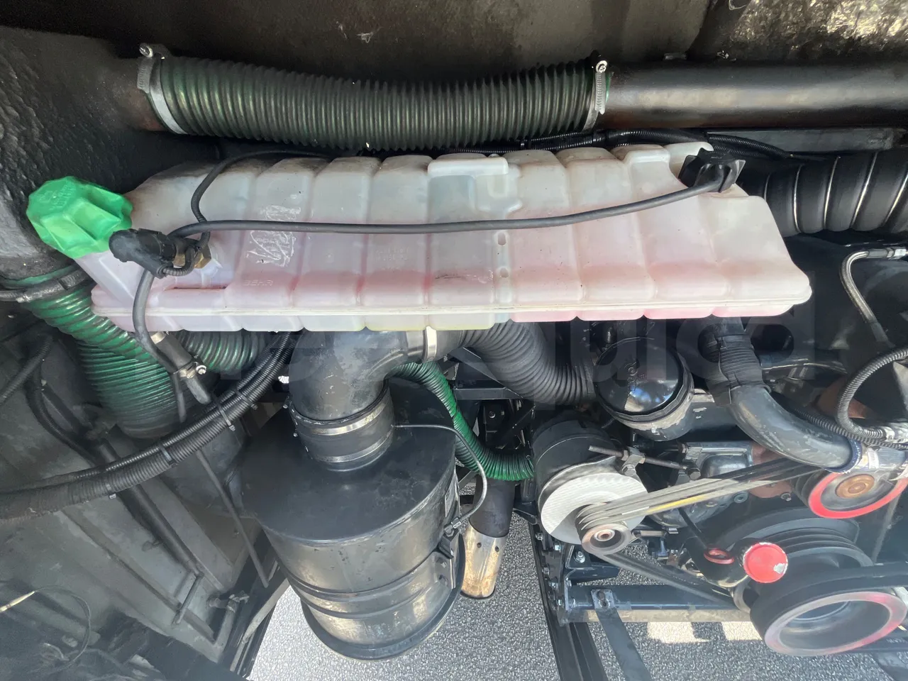 Man Ratio 18.410 Ratio/Touring - EUR3 - 301kW - 12.92m - engine plate photo