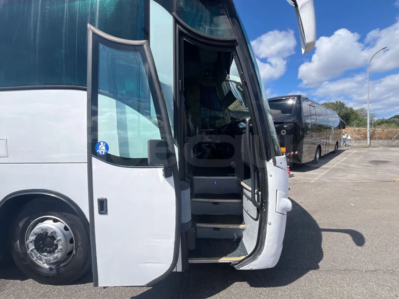 Man Ratio 18.410 Ratio/Touring - EUR3 - 301kW - 12.92m - front door 1 open