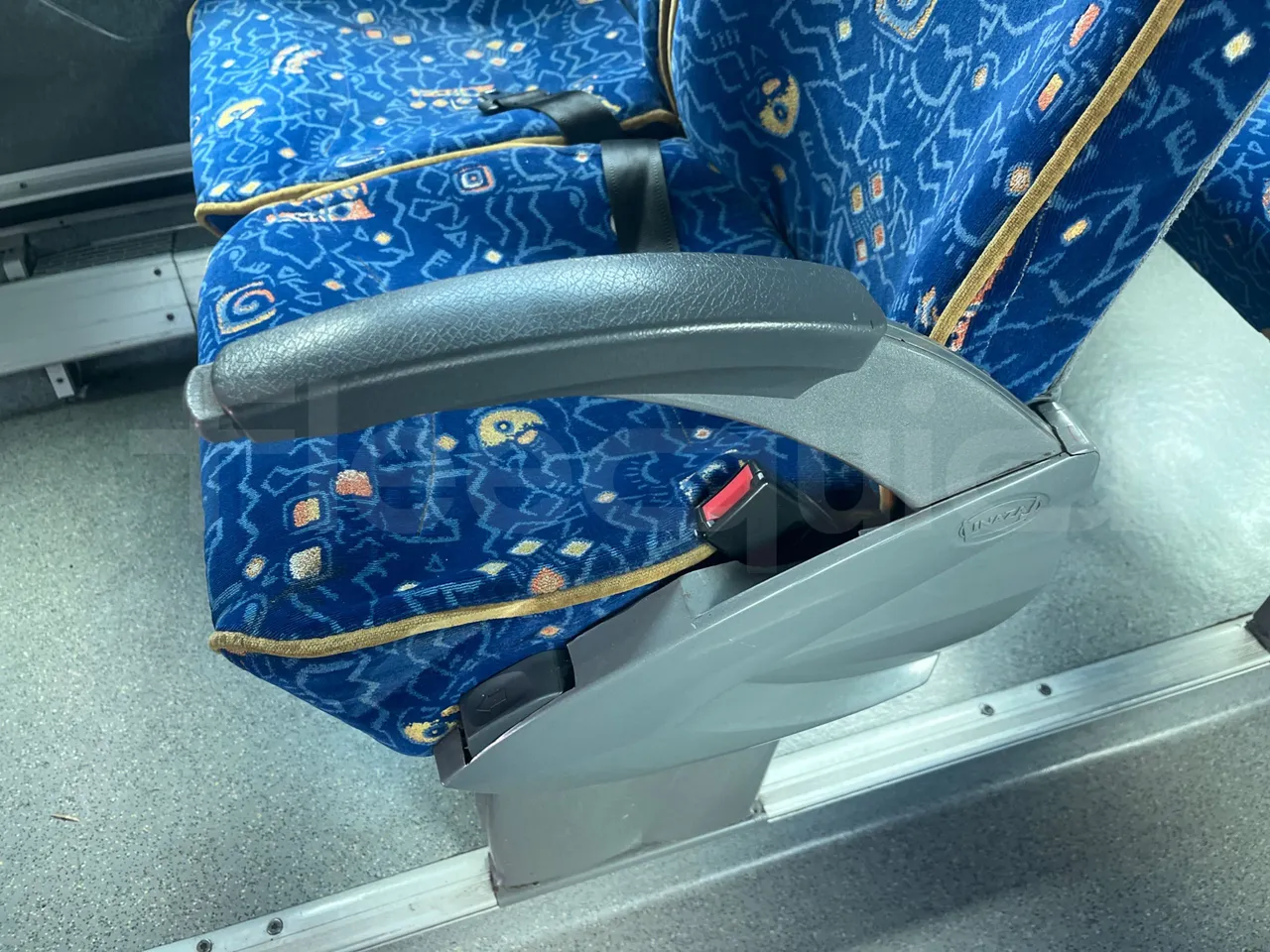 Man Ratio 18.410 Ratio/Touring - EUR3 - 301kW - 12.92m - armrest detail photo