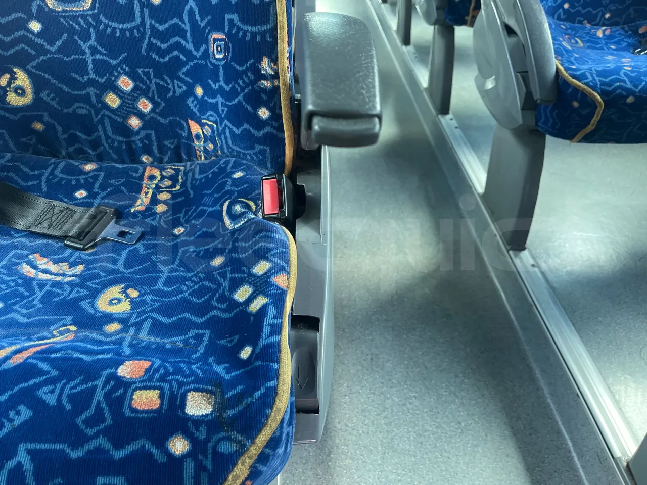 Man Ratio 18.410 Ratio/Touring - EUR3 - 301kW - 12.92m - footrest detail photo