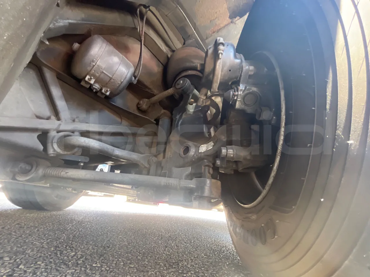 Man Ratio 18.410 Ratio/Touring - EUR3 - 301kW - 12.92m - front shock absorbers left