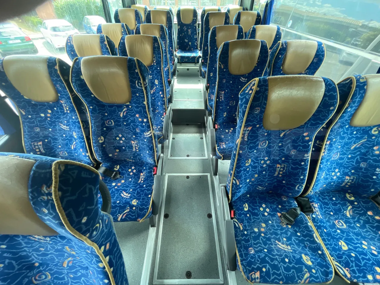 Man Ratio 18.410 Ratio/Touring - EUR3 - 301kW - 12.92m - floor hatches photo