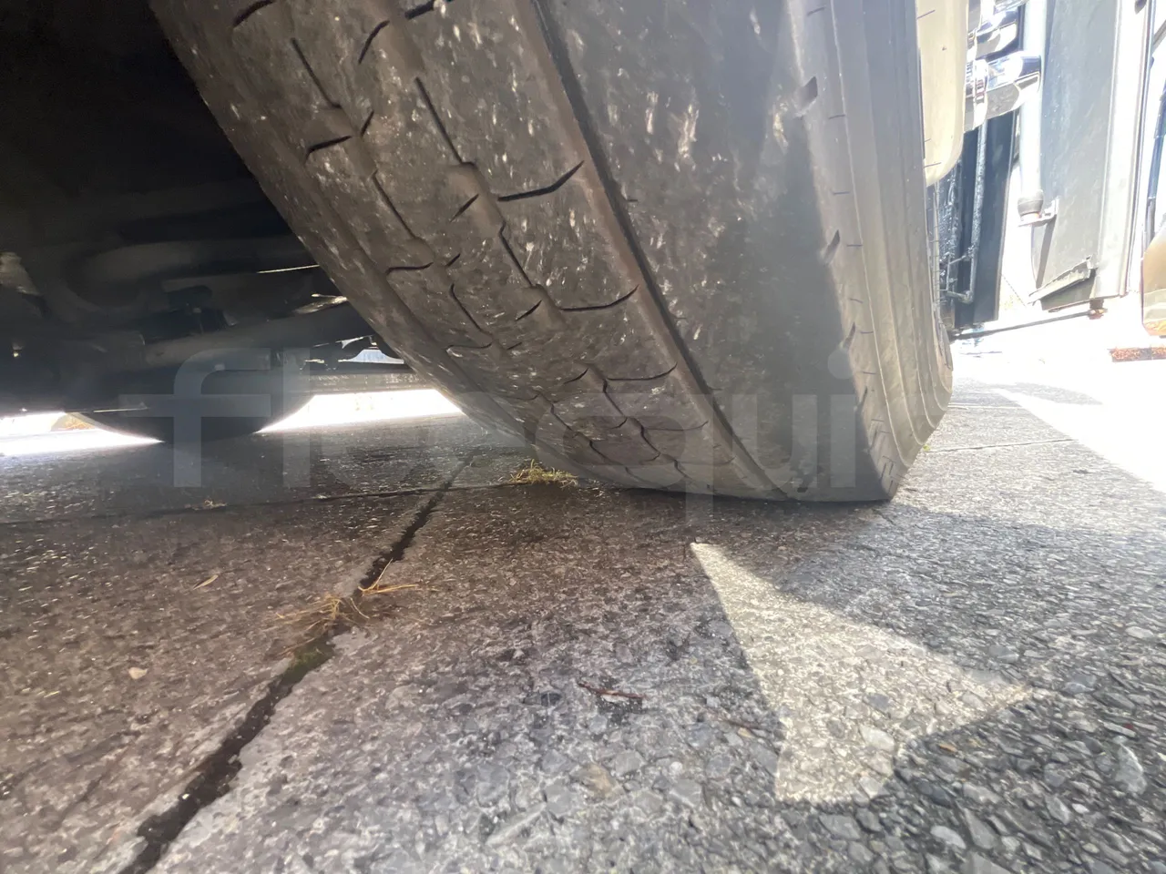 Man Ratio 18.410 Ratio/Touring - EUR3 - 301kW - 12.92m - tread condition front tires left