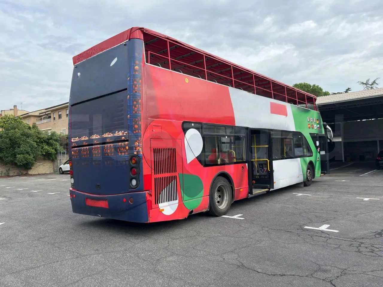 Volvo Bravo I City Ayats - EUR5 - 193kW - 11.95m - 3/4 right rear doors open