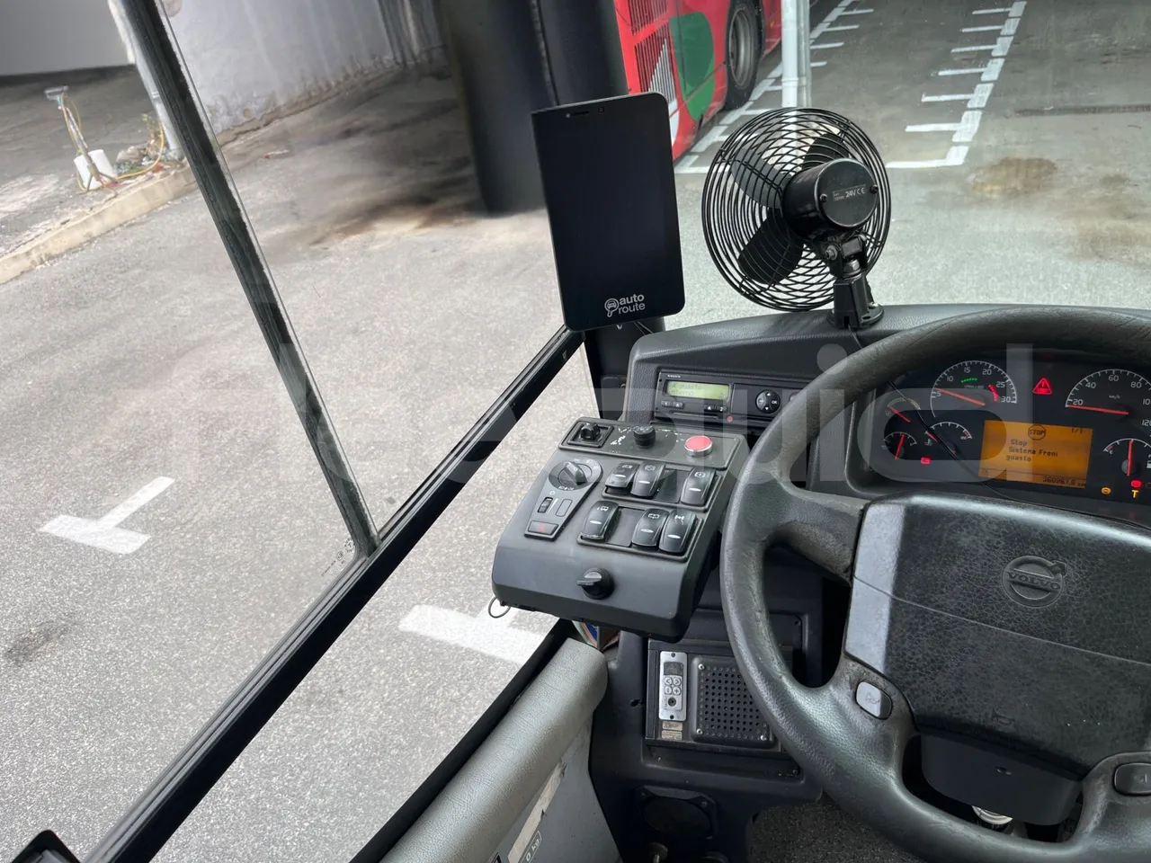 Volvo Bravo I City Ayats - EUR5 - 193kW - 11.95m - radio accessories photo