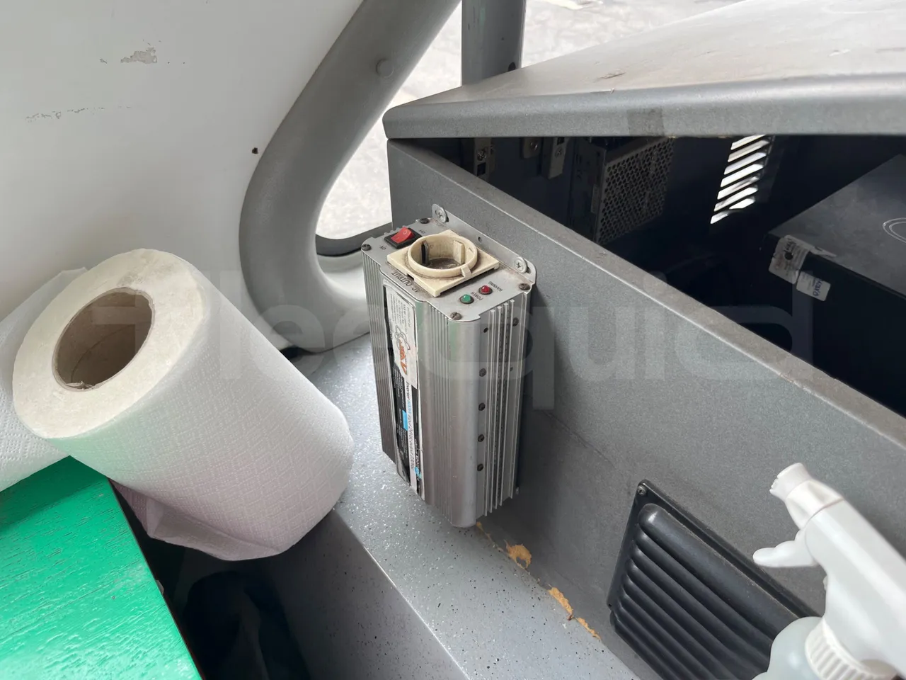 Volvo Bravo I City Ayats - EUR5 - 193kW - 11.95m - usb charging detail