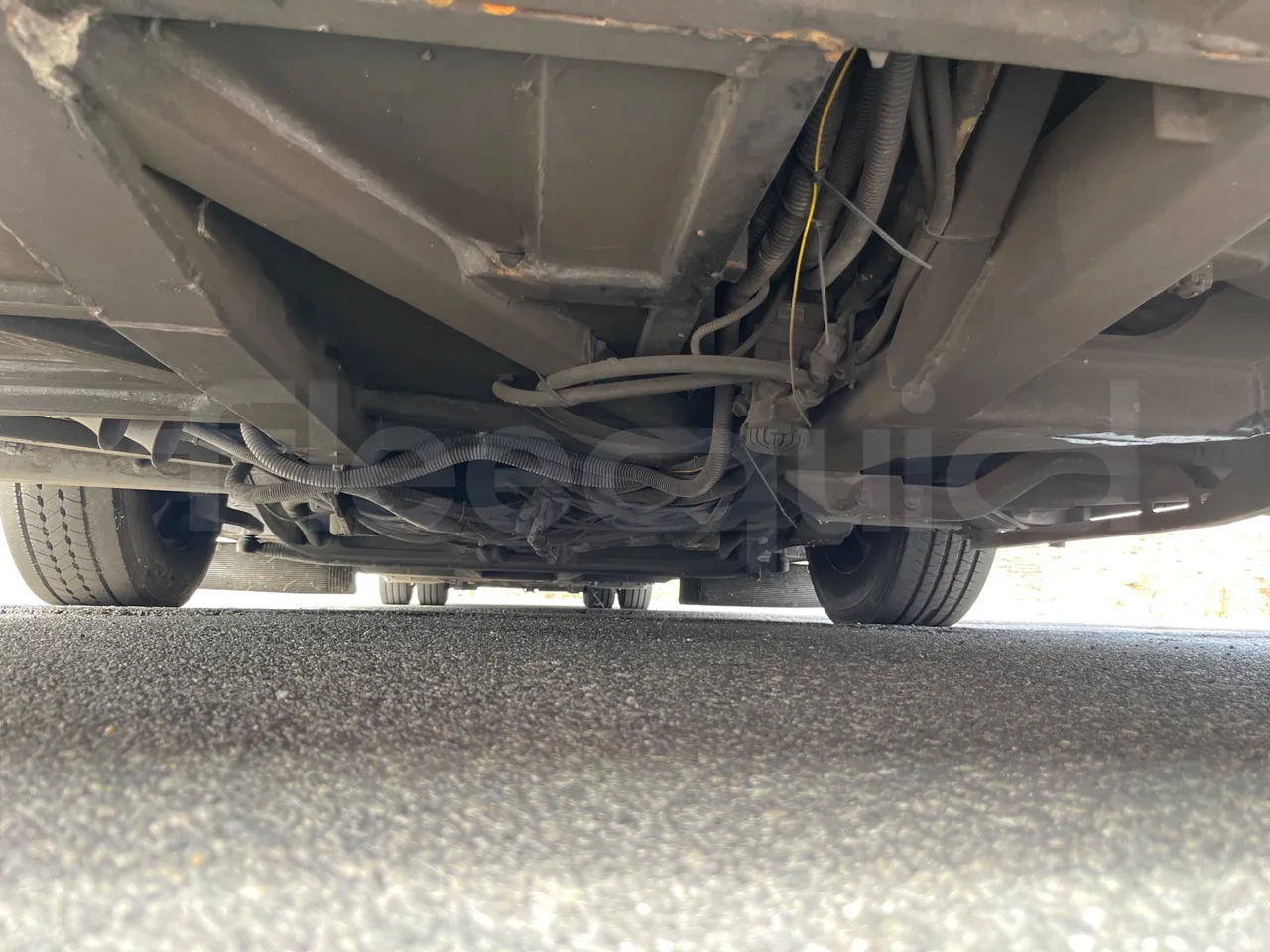 Volvo Bravo I City Ayats - EUR5 - 193kW - 11.95m - front undercarriage from front