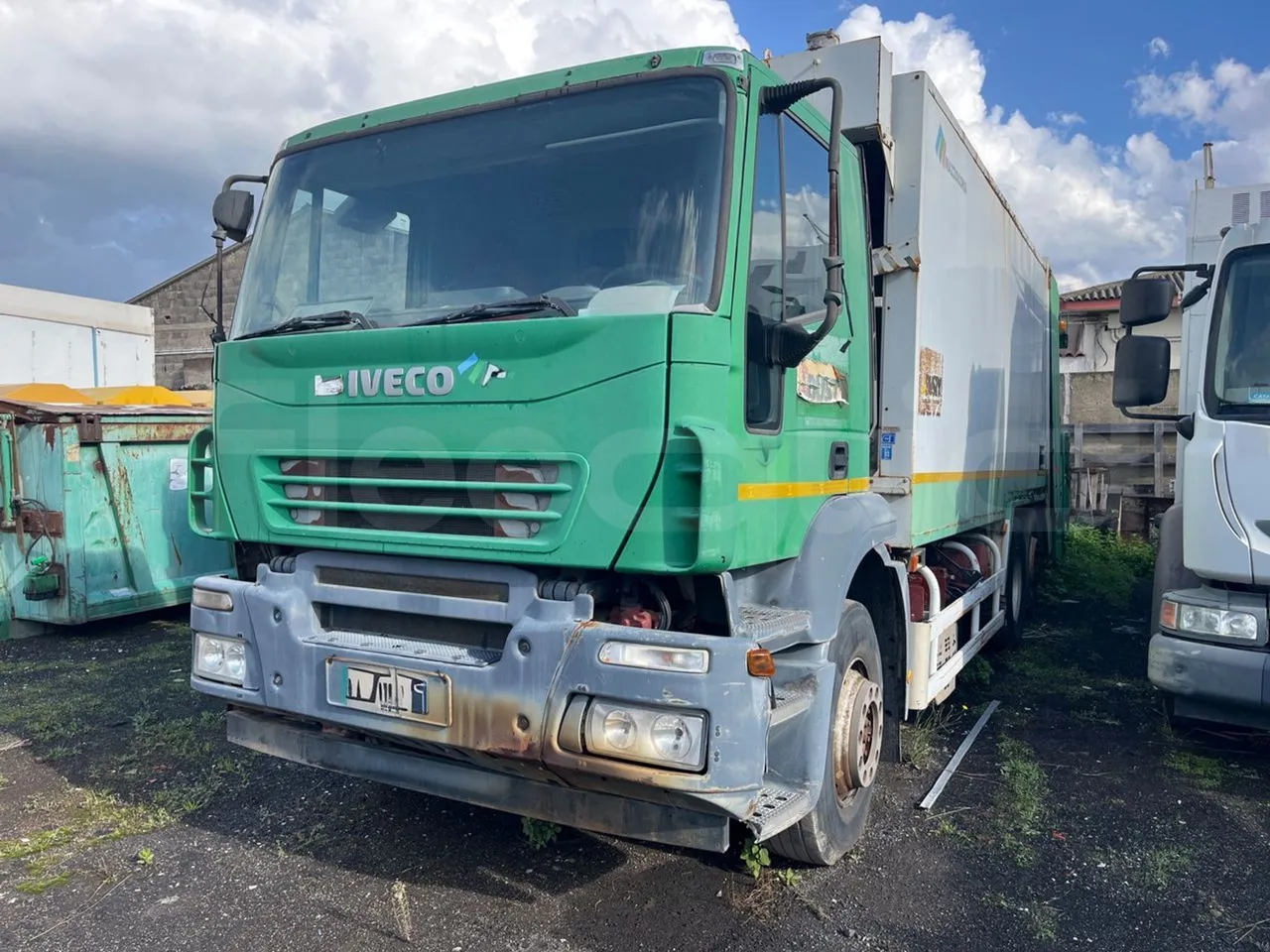 Iveco Magirus A260S/80 - Euro3 - 218kW - 9.755mt - 3/4 front left