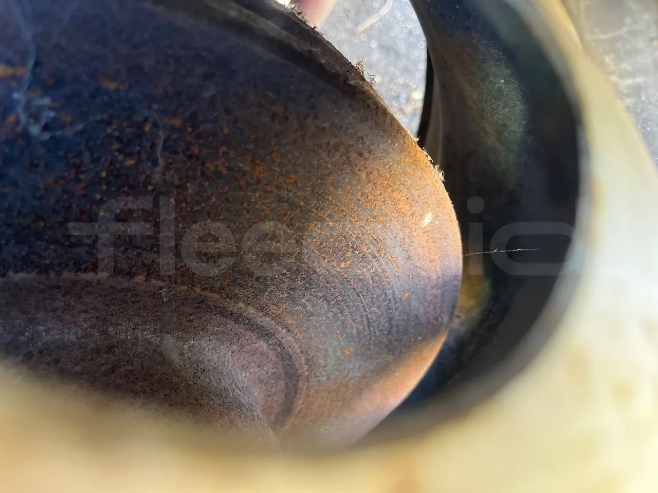 Iveco Magirus A260S/80 - Euro3 - 218kW - 9.755mt - front discs right