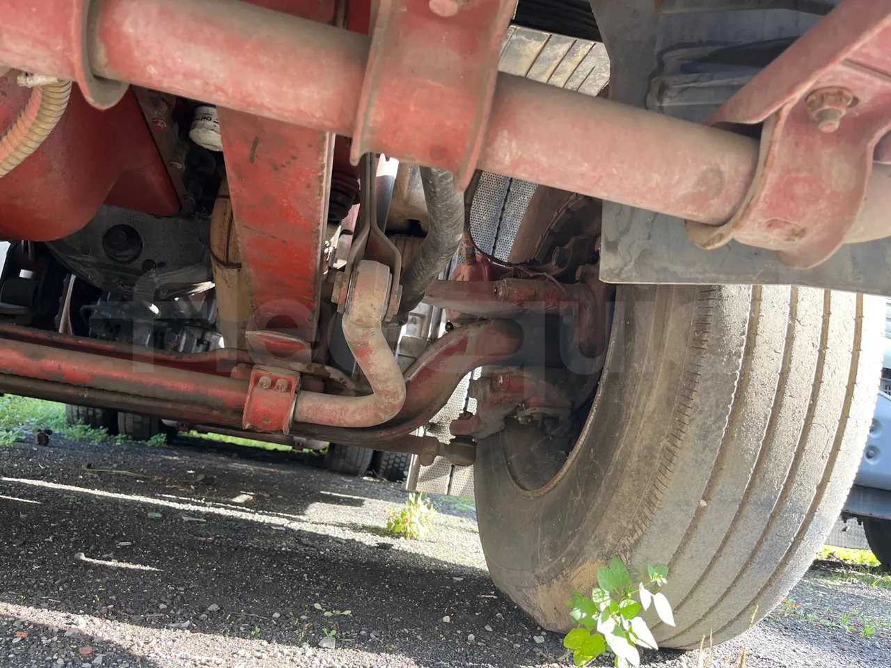 Iveco Magirus A260S/80 - Euro3 - 218kW - 9.755mt - front axle left side