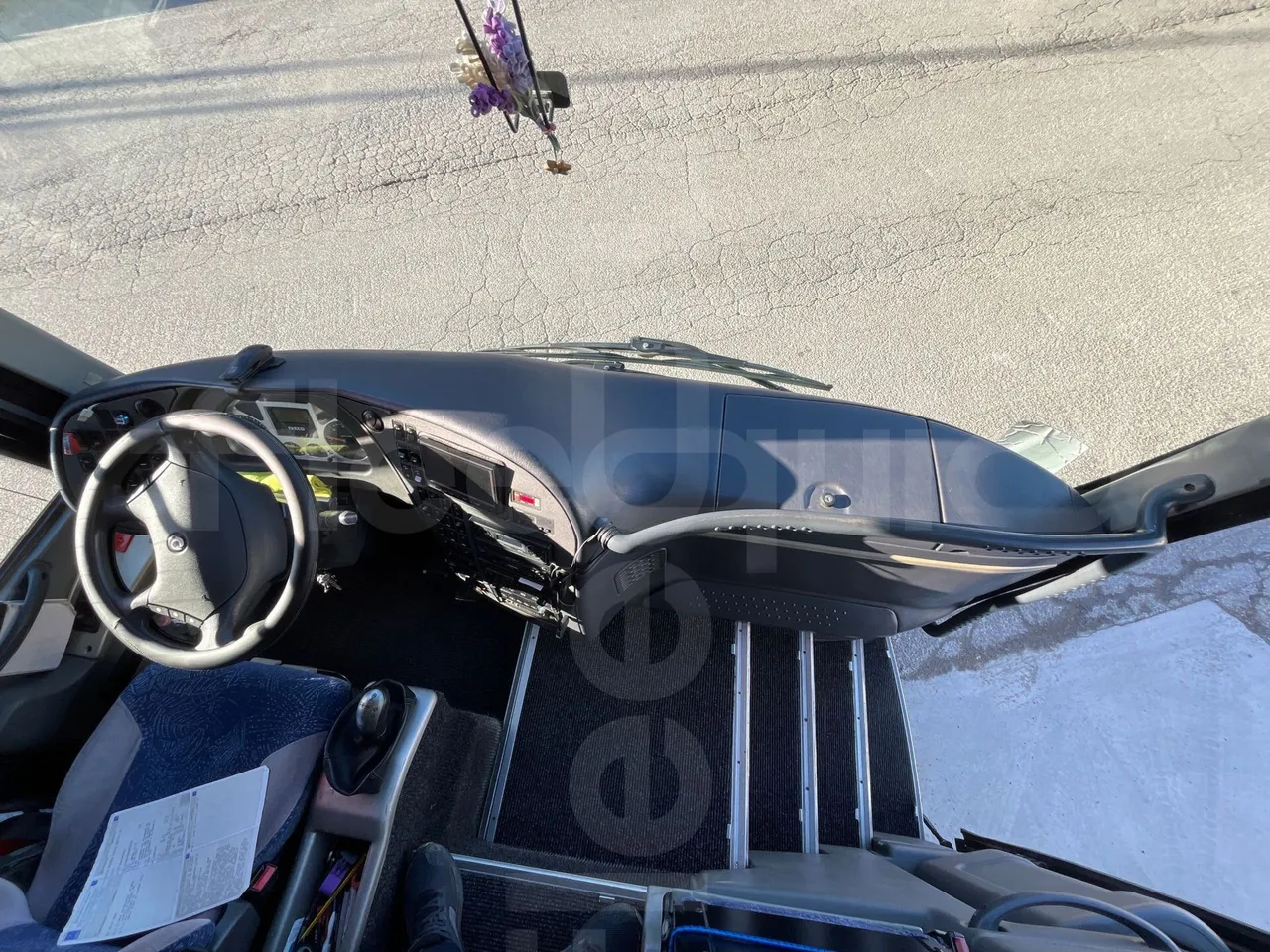 Irisbus New Domino 397E/12.40 - EUR5 - 331kW - 12.410m - F3AE3682A*M - onboard devices 2