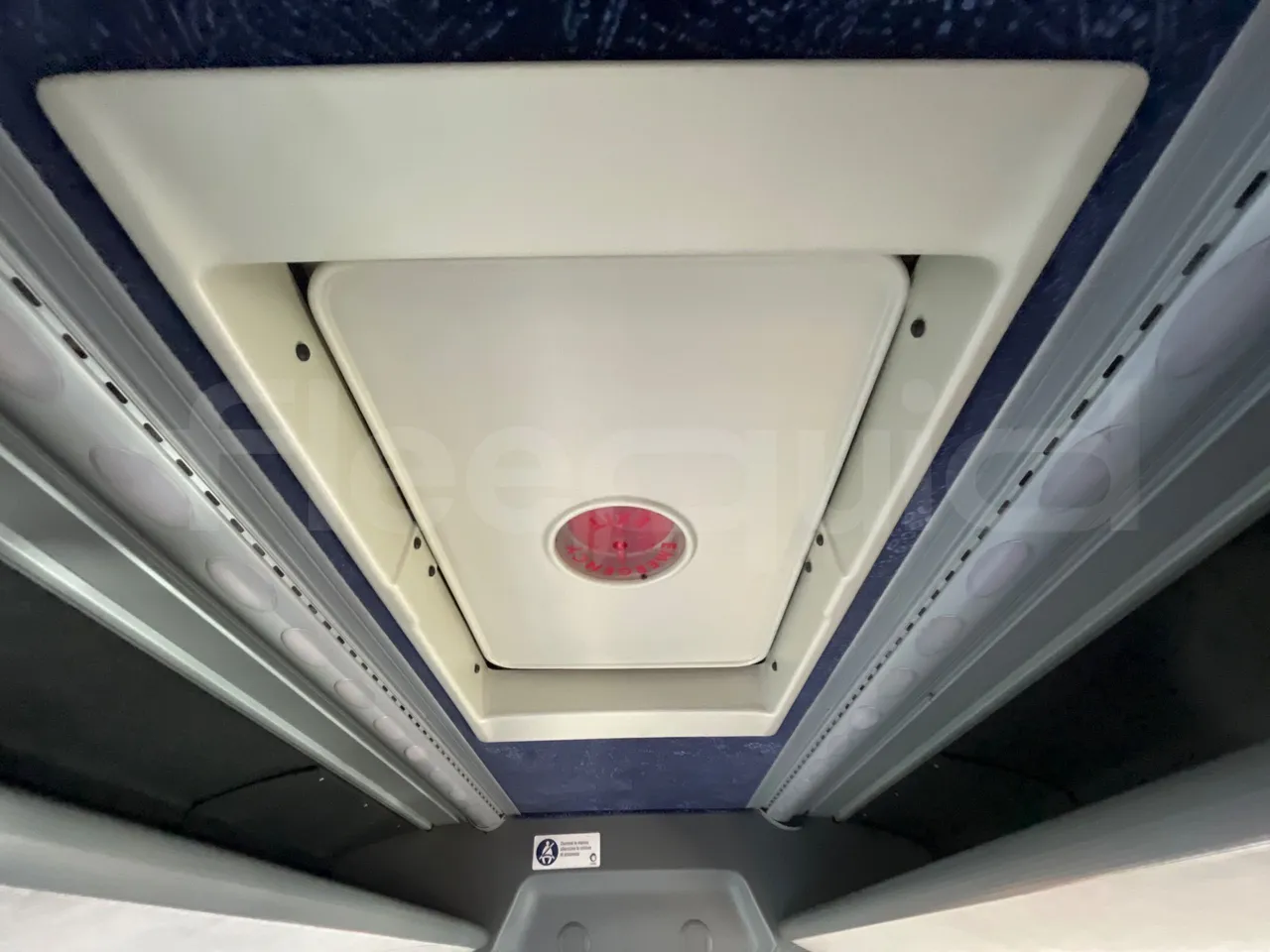 Irisbus New Domino 397E/12.40 - EUR5 - 331kW - 12.410m - F3AE3682A*M - roof hatch 2