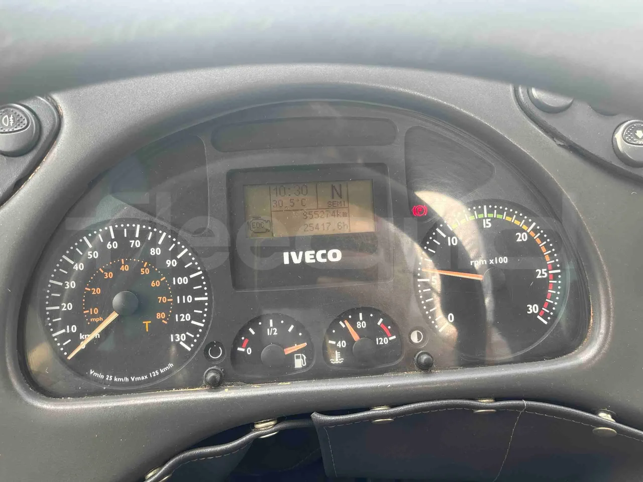 Iveco NOGE - dashboard lights on