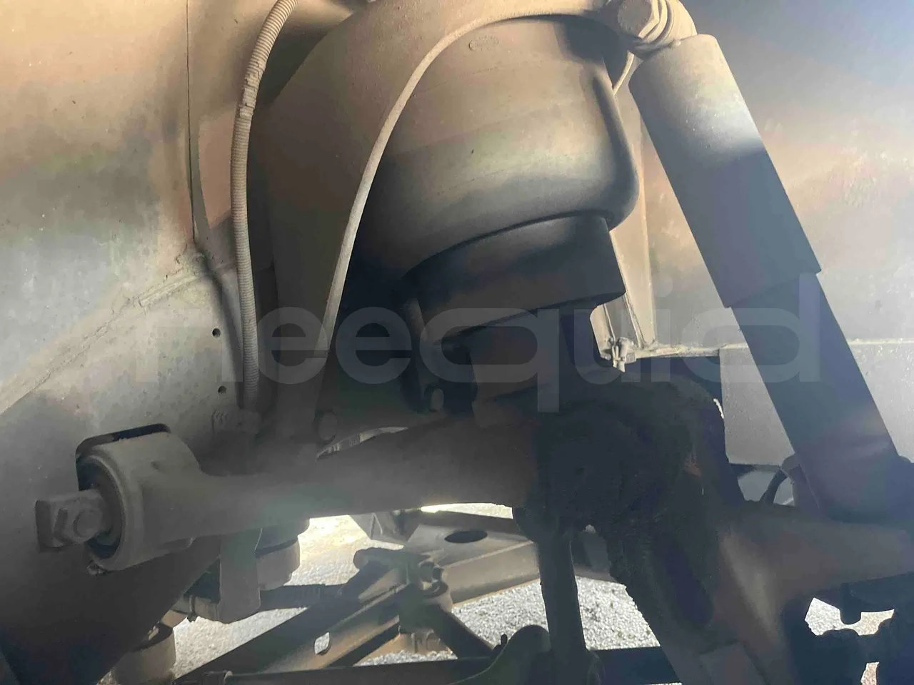Iveco NOGE - front brake calipers right