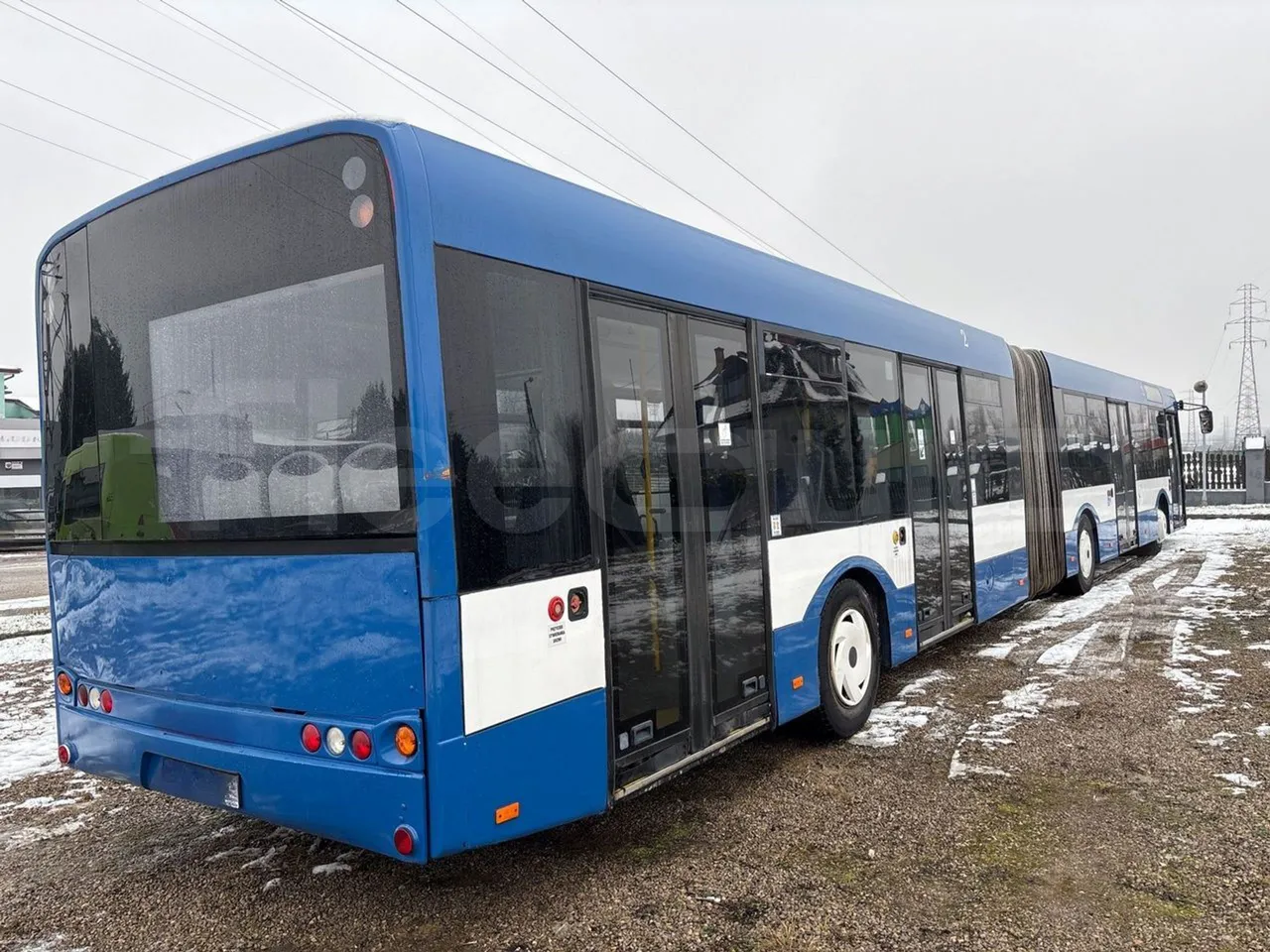 Solaris Urbino 18-Euro5-231kw-18m - 3/4 right rear doors closed