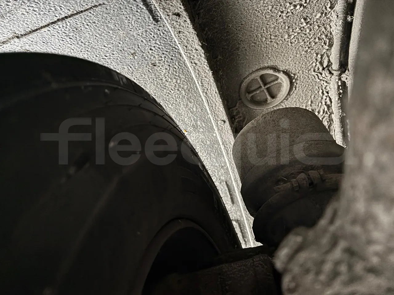 Solaris Urbino 18-Euro5-231kw-18m - axle 2 caliper brakes right