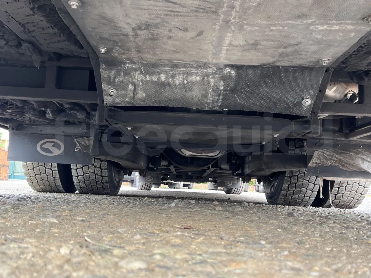 King Long C12E - Electric U1X - EUR6 - 350kW - 12.250m - engine without protection