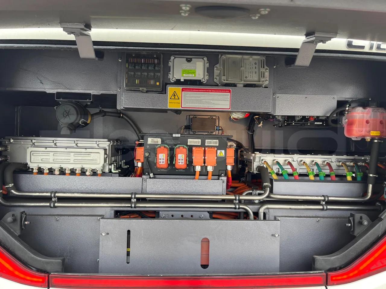 King Long C12E - Electric U1X - EUR6 - 350kW - 12.250m - rear hatch open