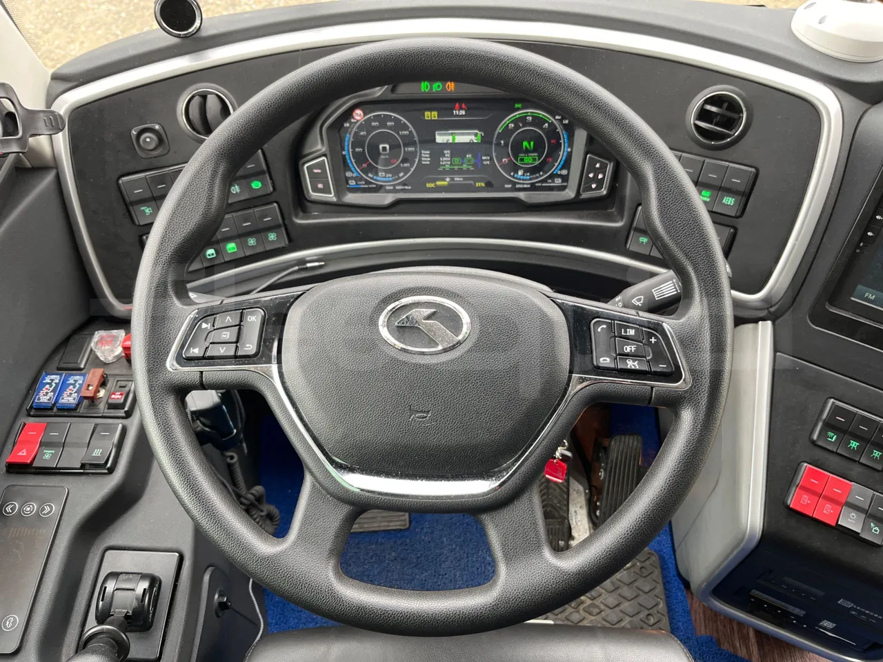 King Long C12E - Electric U1X - EUR6 - 350kW - 12.250m - steering wheel photo
