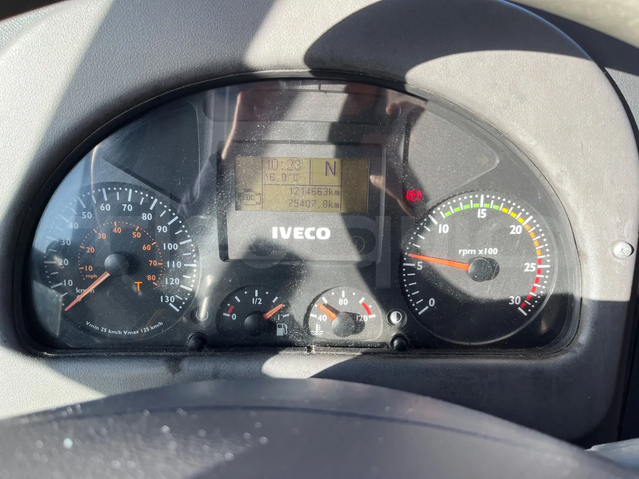 Irisbus 397E.12 ER C 33A ER - Euro5 - 243kW - 13.249mt - dashboard lights on