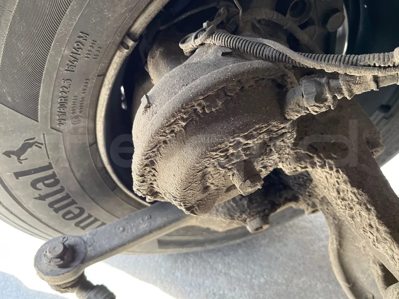 Irisbus 397E.12 ER C 33A ER - Euro5 - 243kW - 13.249mt - front brake calipers left