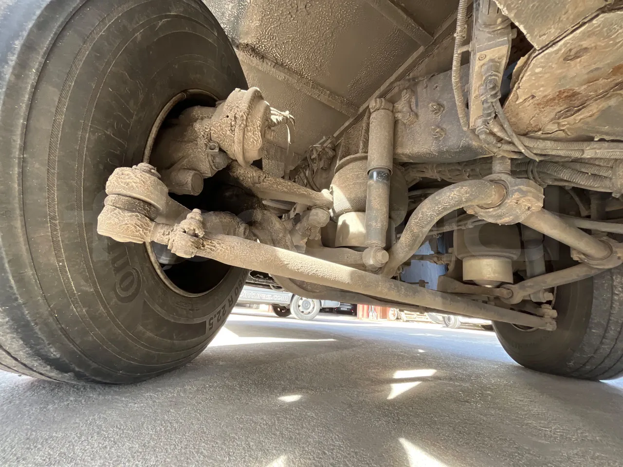 Irisbus 397E.12 ER C 33A ER - Euro5 - 243kW - 13.249mt - front shock absorbers left