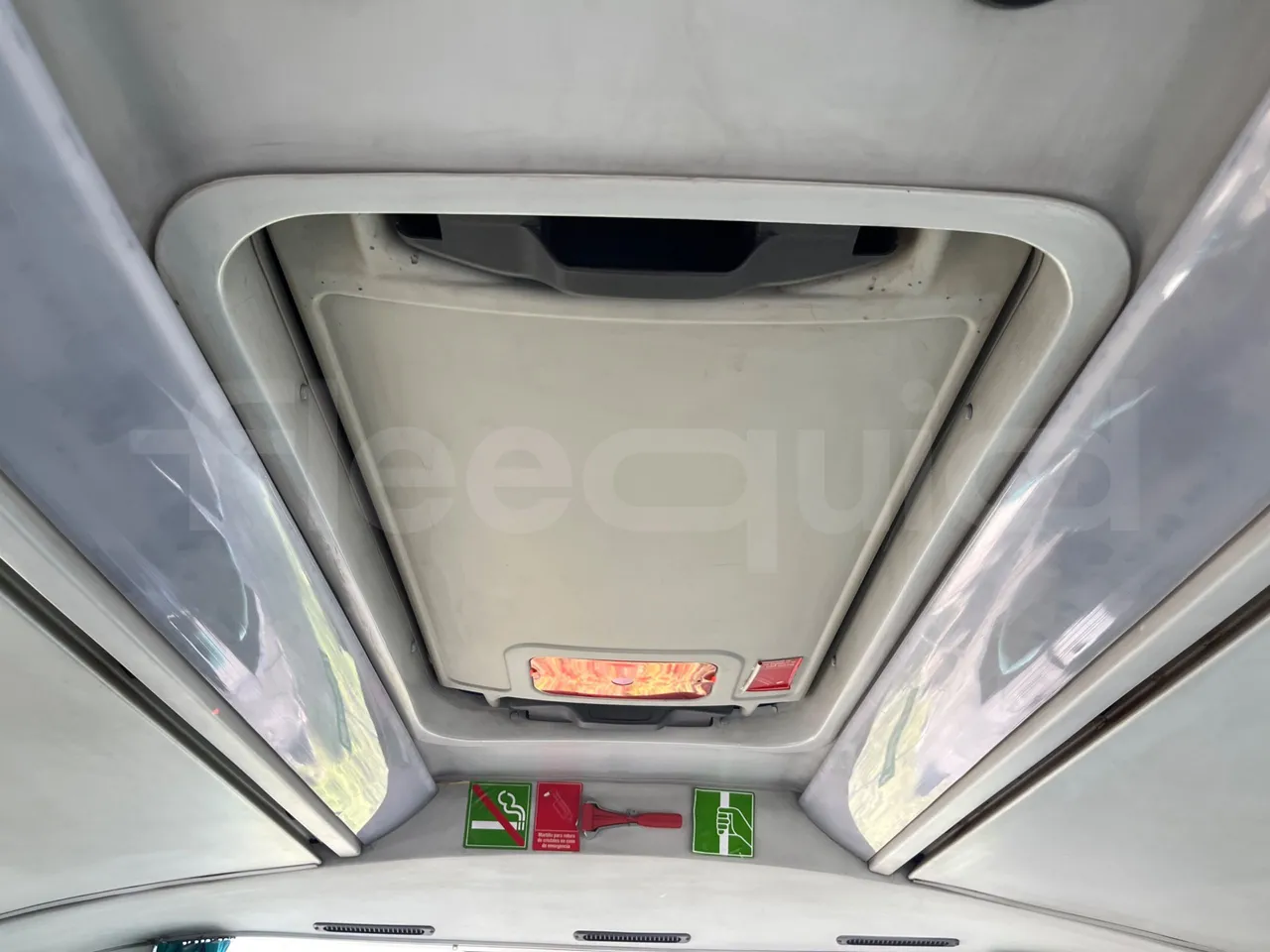 Irisbus 397E.12 ER C 33A ER - Euro5 - 243kW - 13.249mt - roof hatch 2