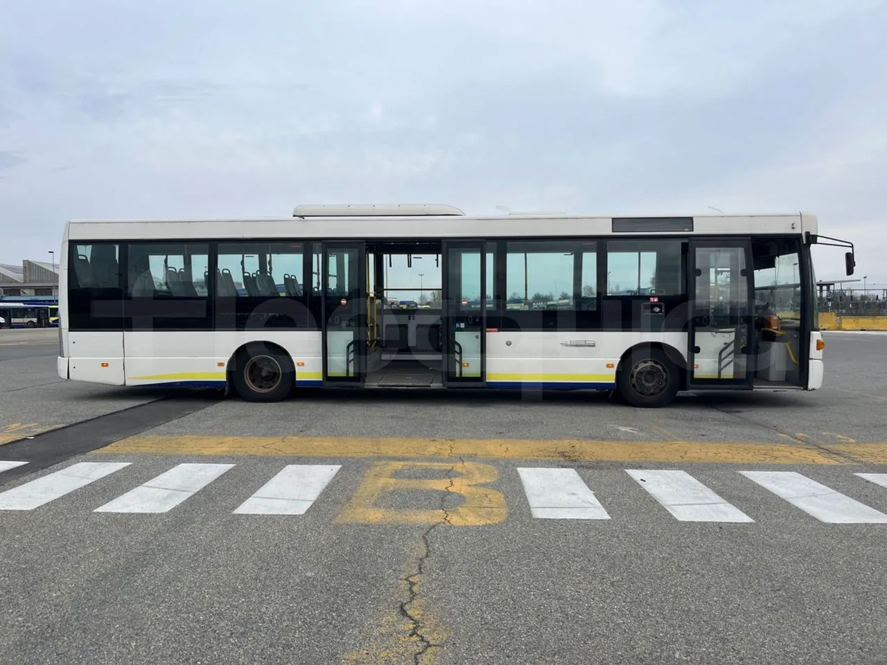 Scania Omnilink 12.00 -EUR5-206kW -12.000m - right side doors open