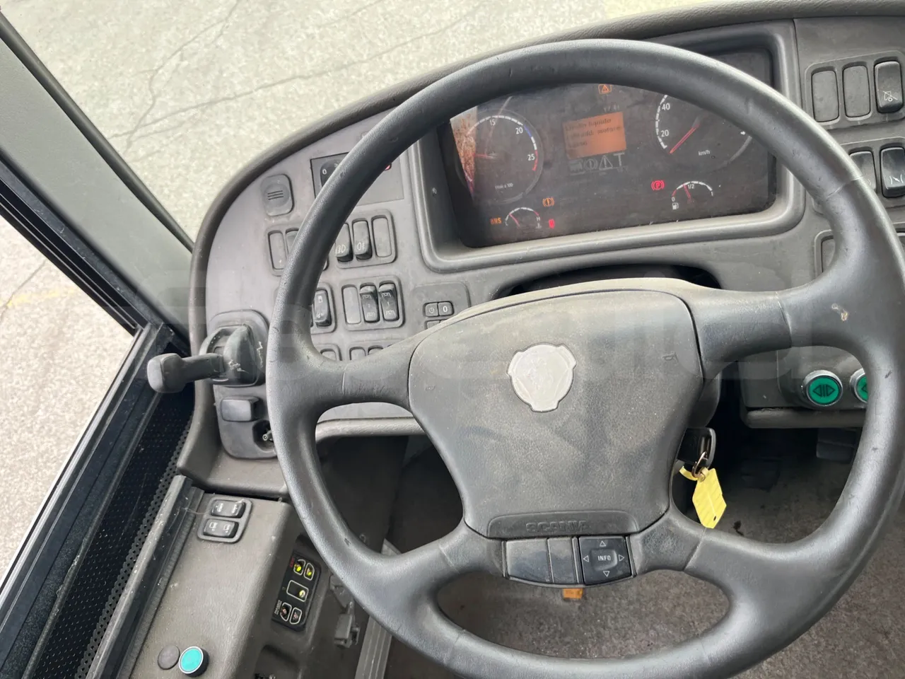 Scania Omnilink 12.00 -EUR5-206kW -12.000m - steering wheel photo