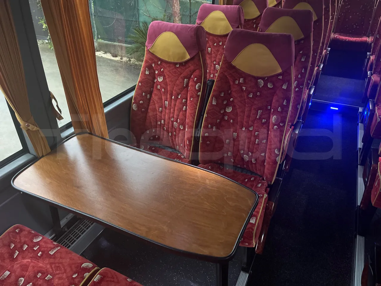 Irisbus 397E.12 397E.12  - Euro5 - 279kW - 12.410m - single seat detail