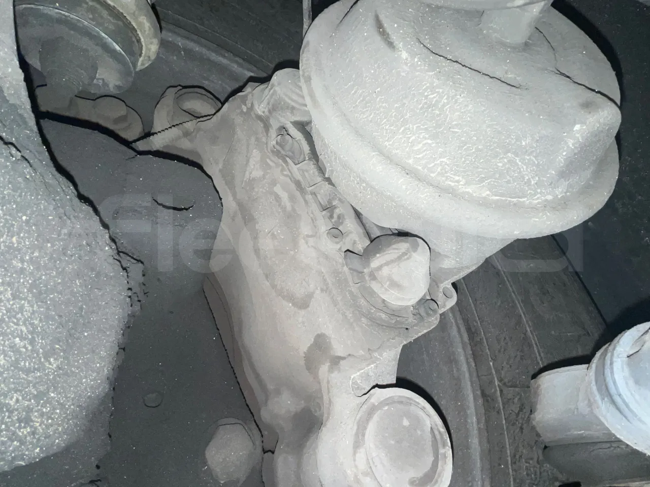 Irisbus 397E.12 397E.12  - Euro5 - 279kW - 12.410m - front brake calipers left