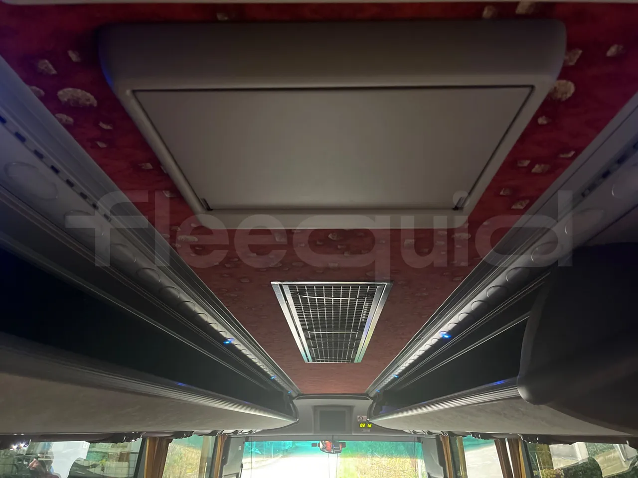 Irisbus 397E.12 397E.12  - Euro5 - 279kW - 12.410m - monitor detail photo