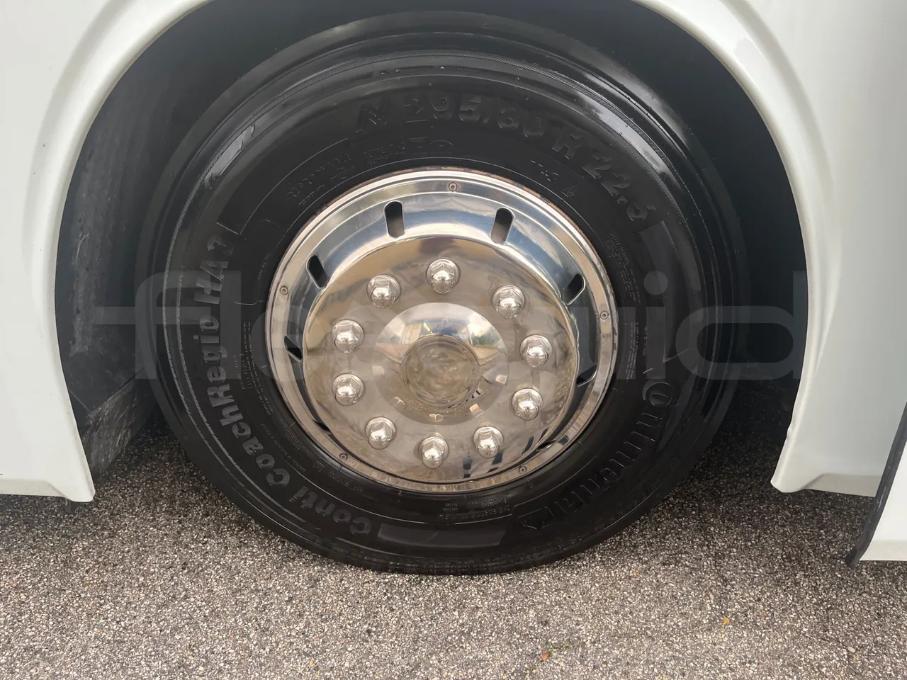 Irisbus 397E.12 397E.12  - Euro5 - 279kW - 12.410m - front left tire measurements