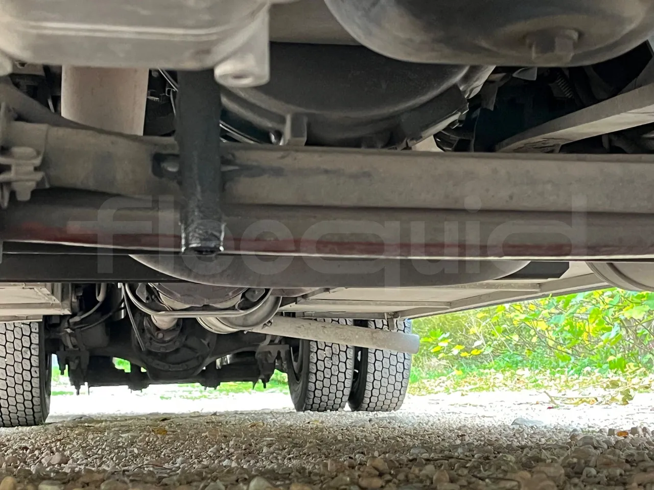 Renault Millenium 250 V I 40ACH5 - Euro2 - 184kw - 9.250mt - front brake calipers left