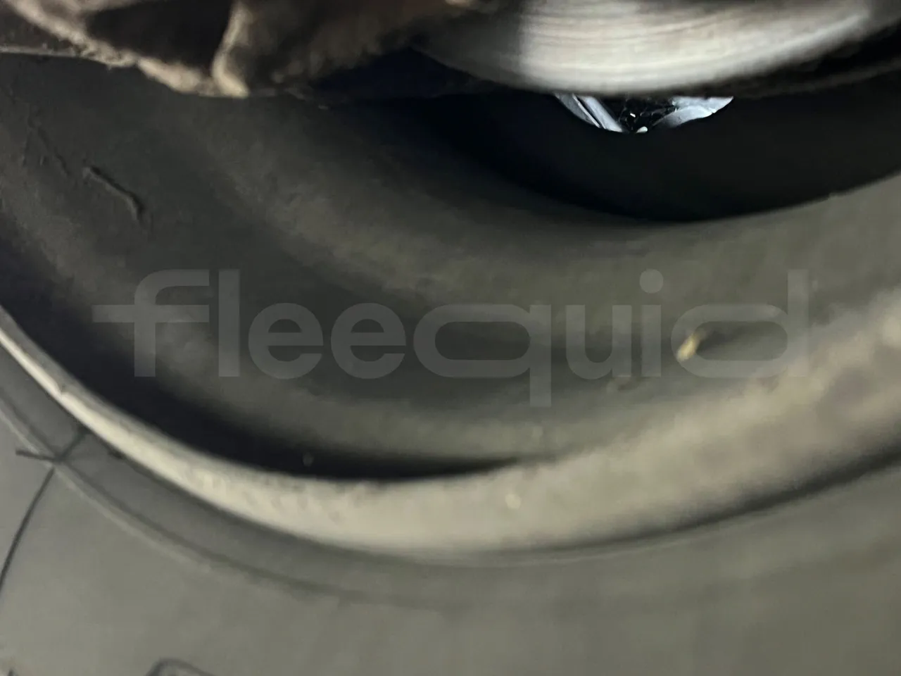 Renault Millenium 250 V I 40ACH5 - Euro2 - 184kw - 9.250mt - front discs right