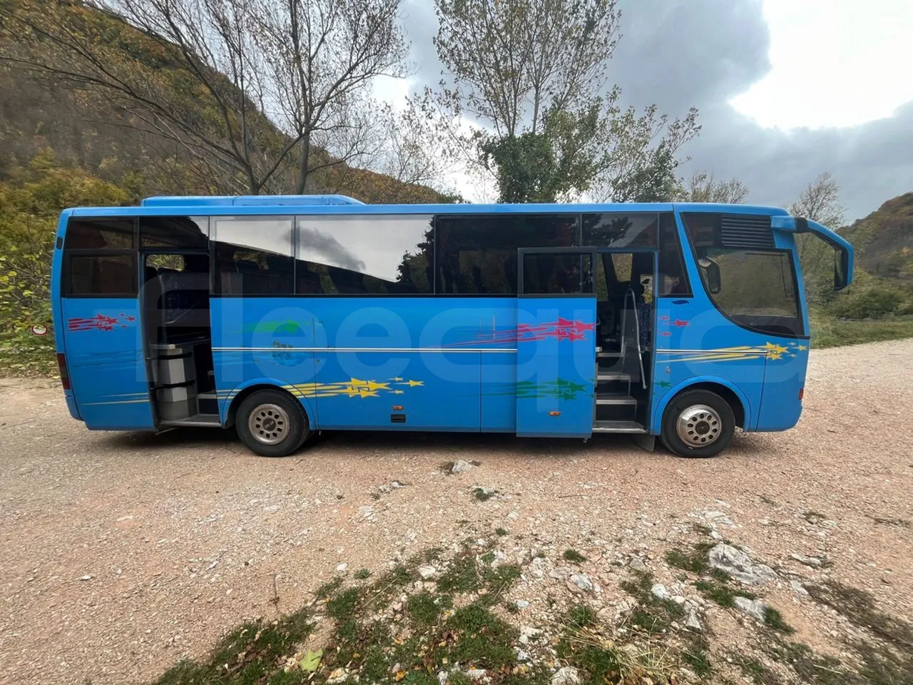 Renault Millenium 250 V I 40ACH5 - Euro2 - 184kw - 9.250mt - right side doors open