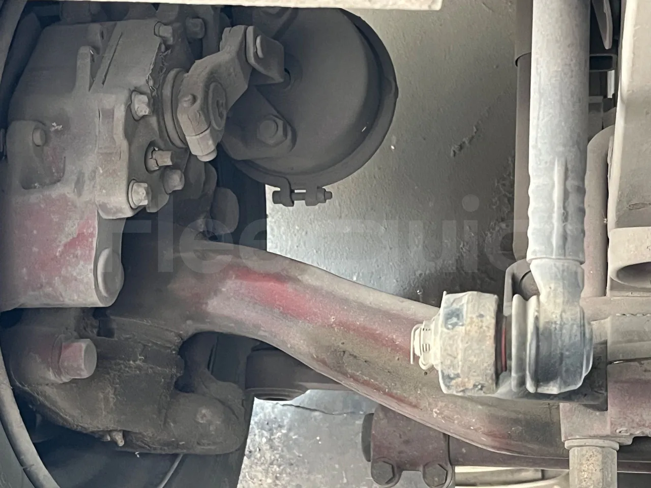 Renault Millenium 250 V I 40ACH5 - Euro2 - 184kw - 9.250mt - front axle right side