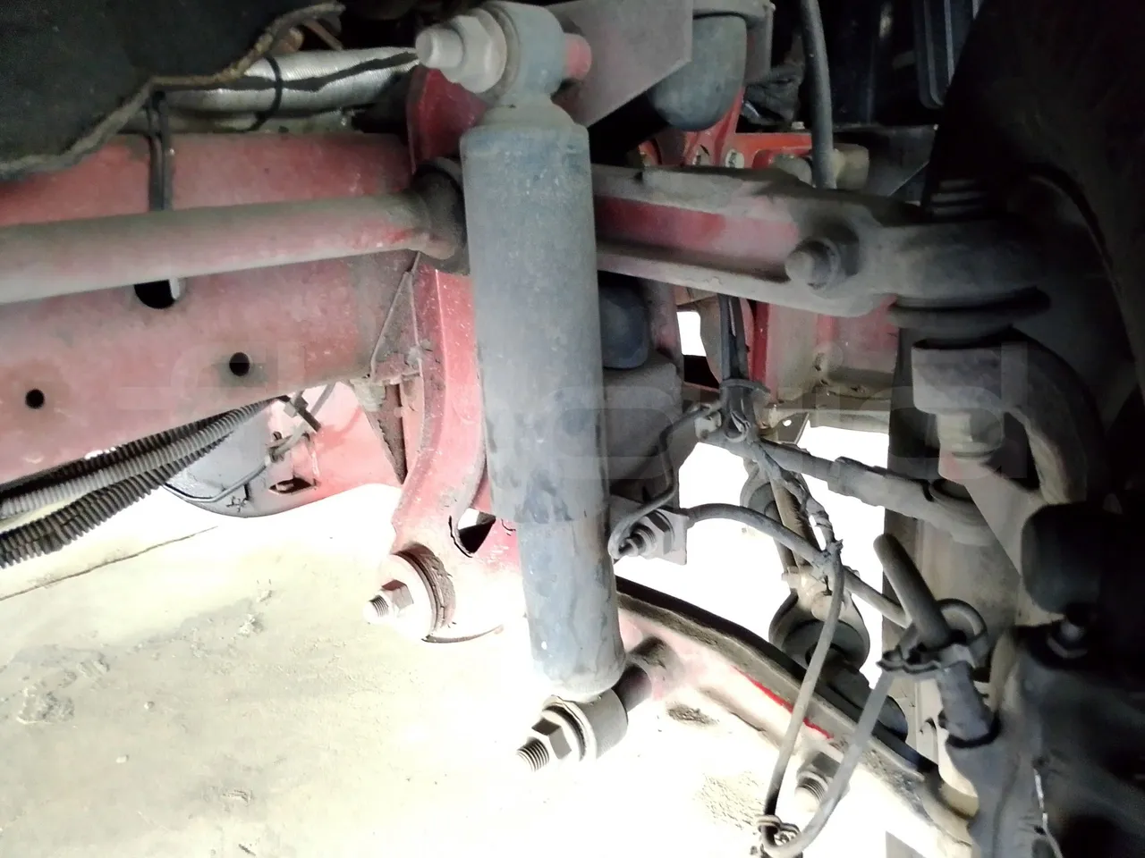 Iveco Daily A50C/19/H - EUR3 - 92kW -6.948m - front air springs left