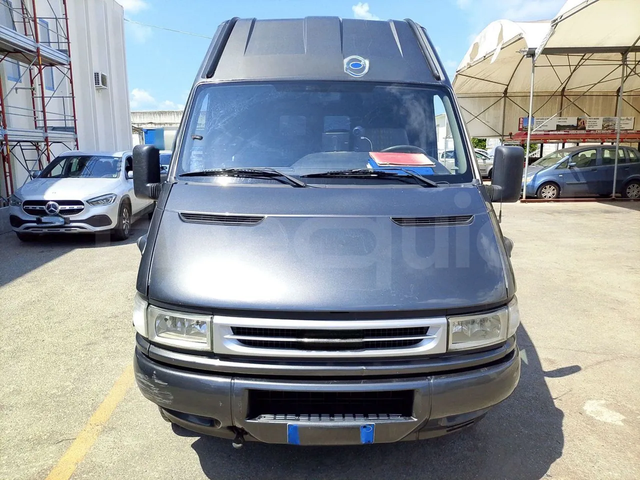 Iveco Daily A50C/19/H - EUR3 - 92kW -6.948m - front photo