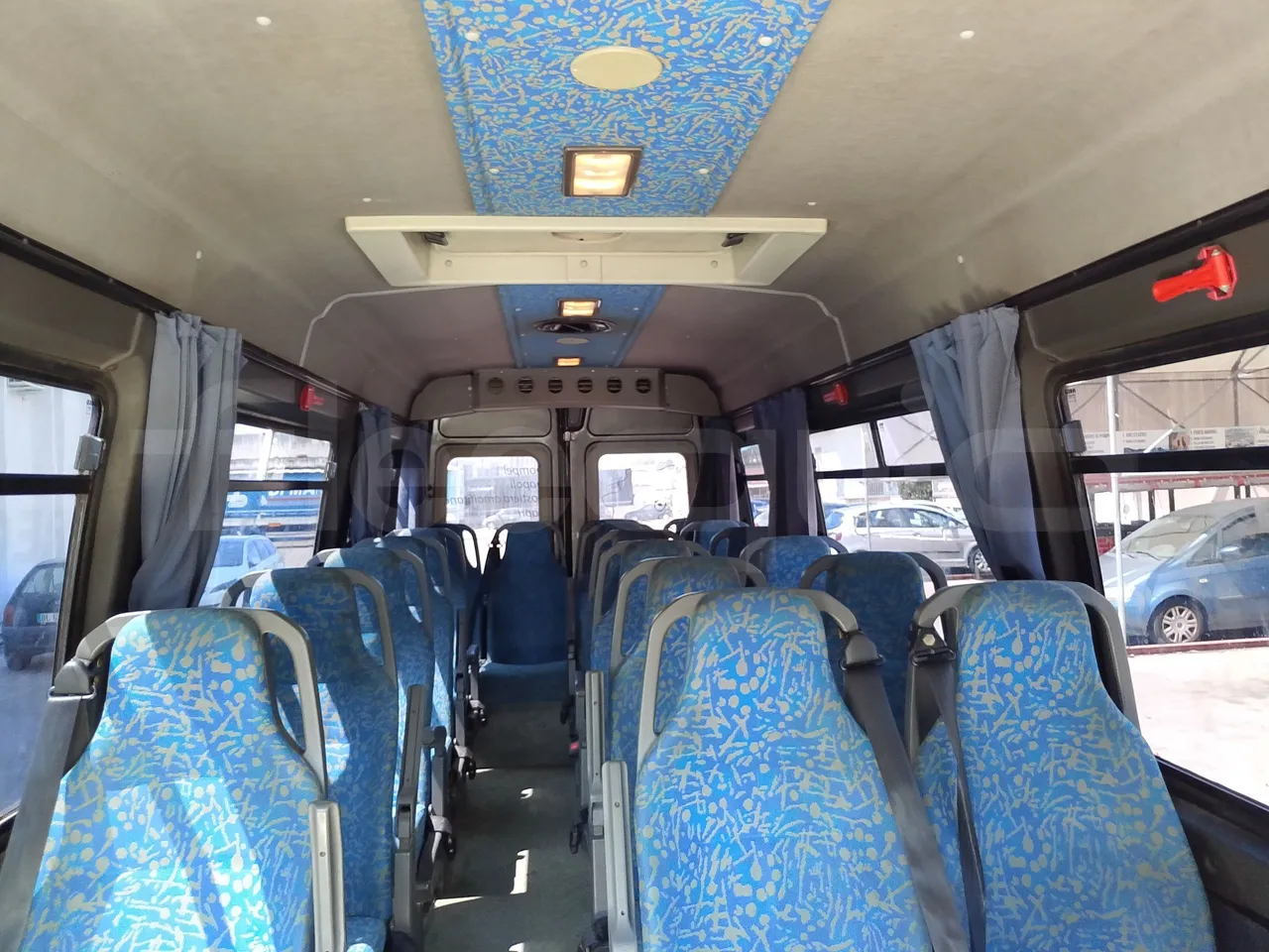 Iveco Daily A50C/19/H - EUR3 - 92kW -6.948m - interior reverse seats driver height (mandatory for bus to scrap)