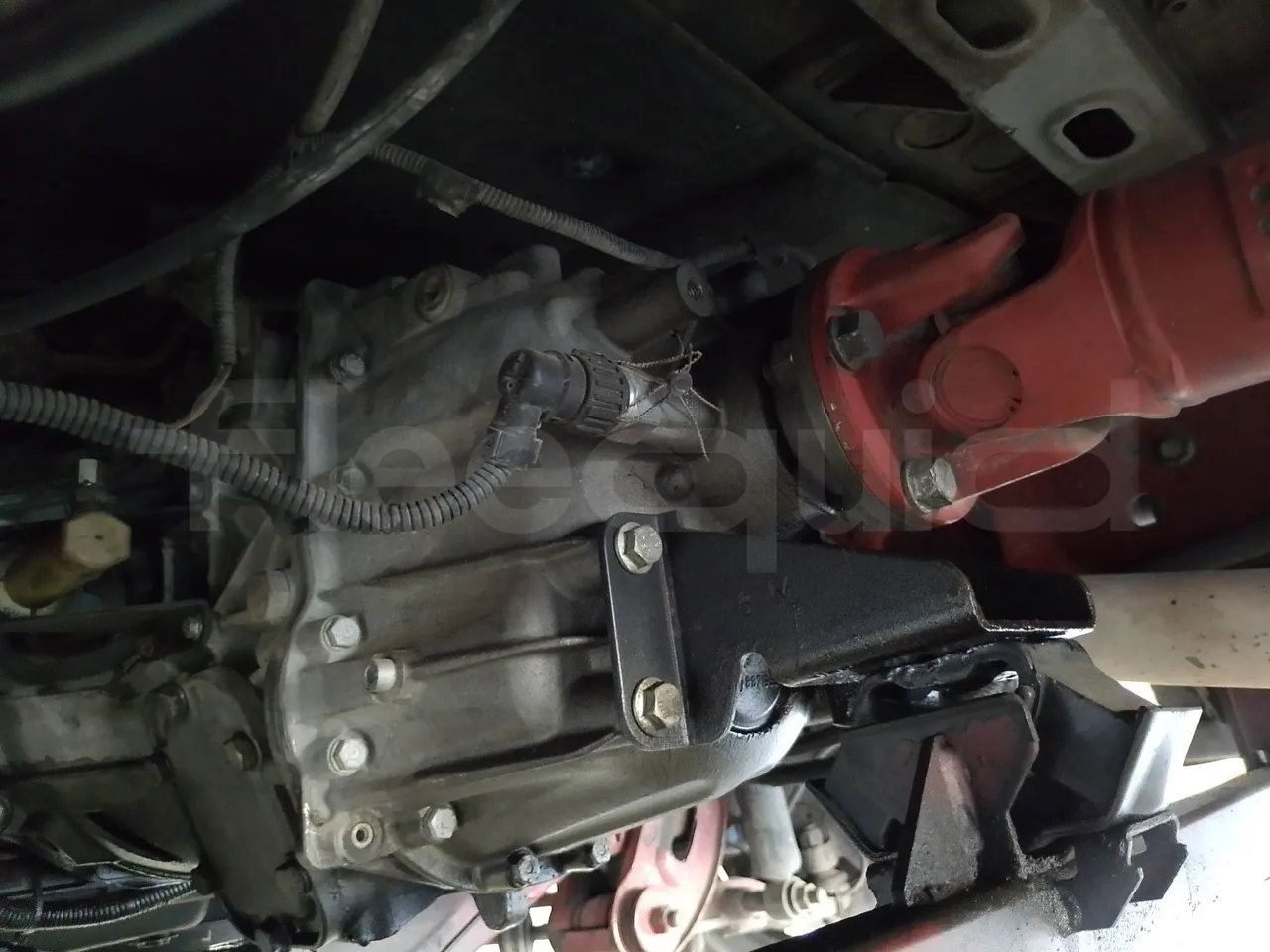 Iveco Daily A50C/19/H - EUR3 - 92kW -6.948m - gearbox plate photo