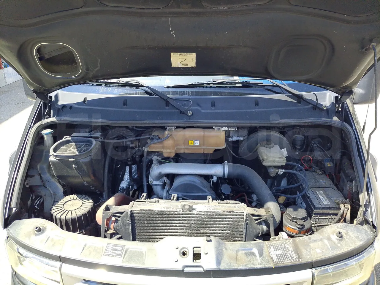 Iveco Daily A50C/19/H - EUR3 - 92kW -6.948m - rear hatch open (mandatory for bus to scrap)