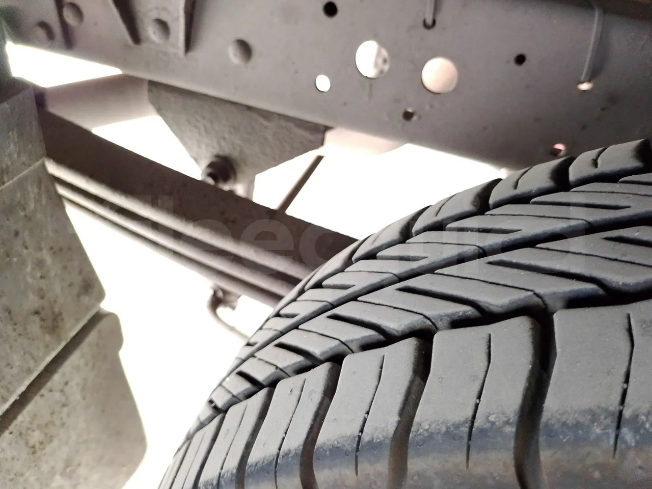 Iveco Daily A50C/19/H - EUR3 - 92kW -6.948m - axel 3 leaf spring left