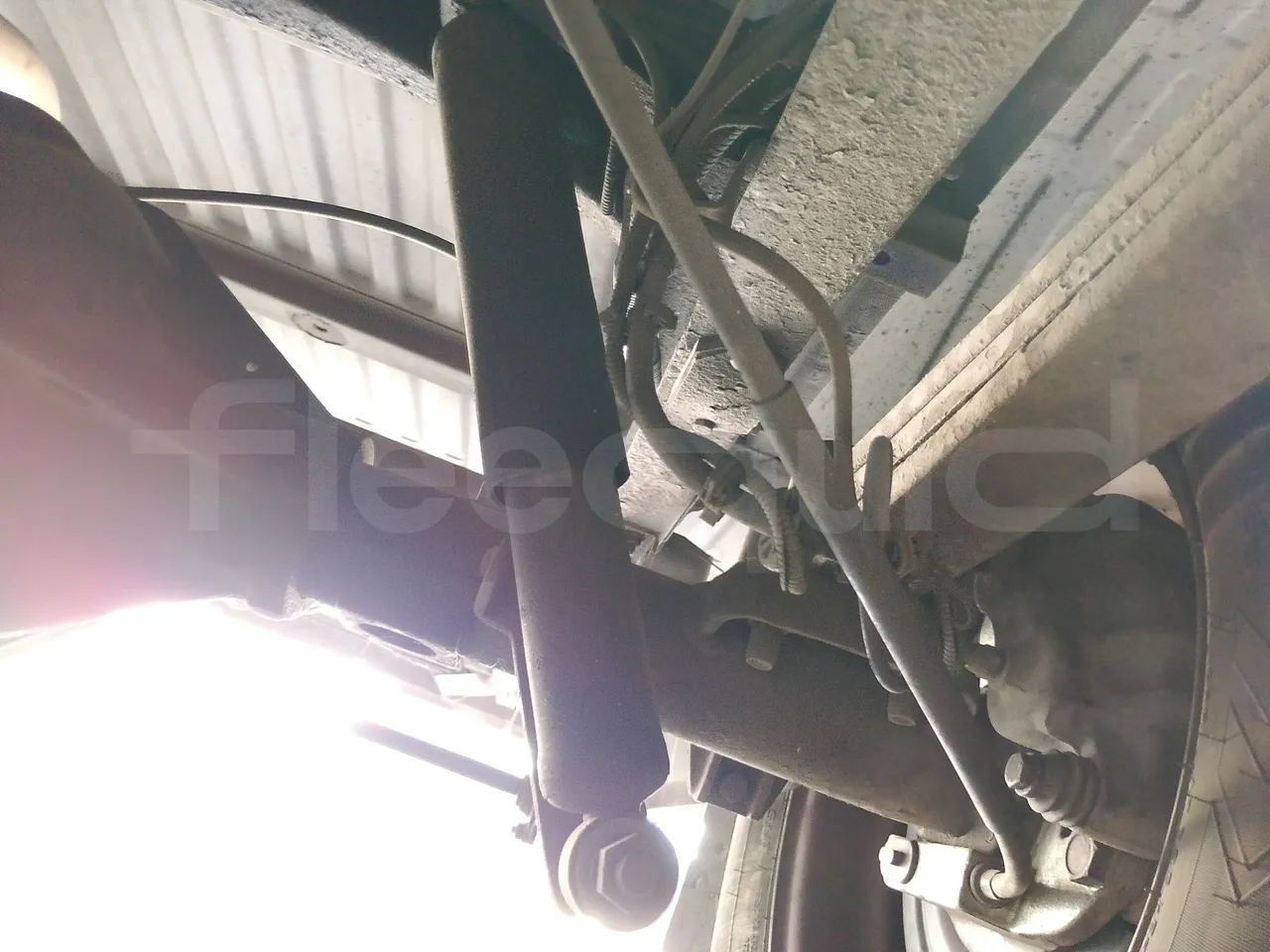 Iveco Daily A50C/19/H - EUR3 - 92kW -6.948m - axle 2 shock absorbers 1 left