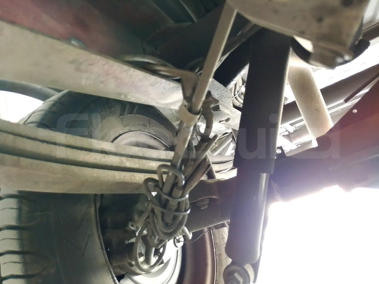 Iveco Daily A50C/19/H - EUR3 - 92kW -6.948m - axle 2 shock absorbers 2 left