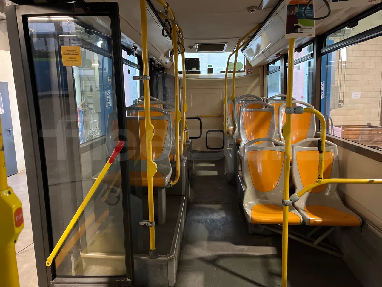 Irisbus Citelis PS09D1 PS09D1-98  - Euro5 - 213kW - 11.990mt - reverse view middle aisle