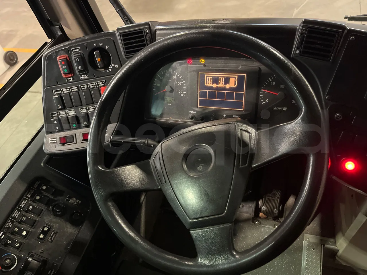 Irisbus Citelis PS09D1 PS09D1-98  - Euro5 - 213kW - 11.990mt - steering wheel photo