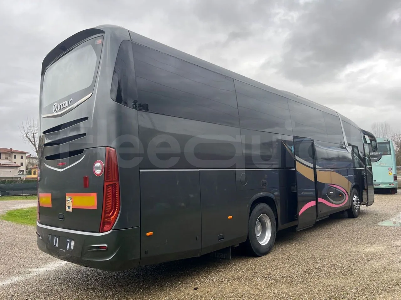 Irizar i6   12.37 - Euro6 - 320kW - 12.200mt - 3/4 right rear doors open
